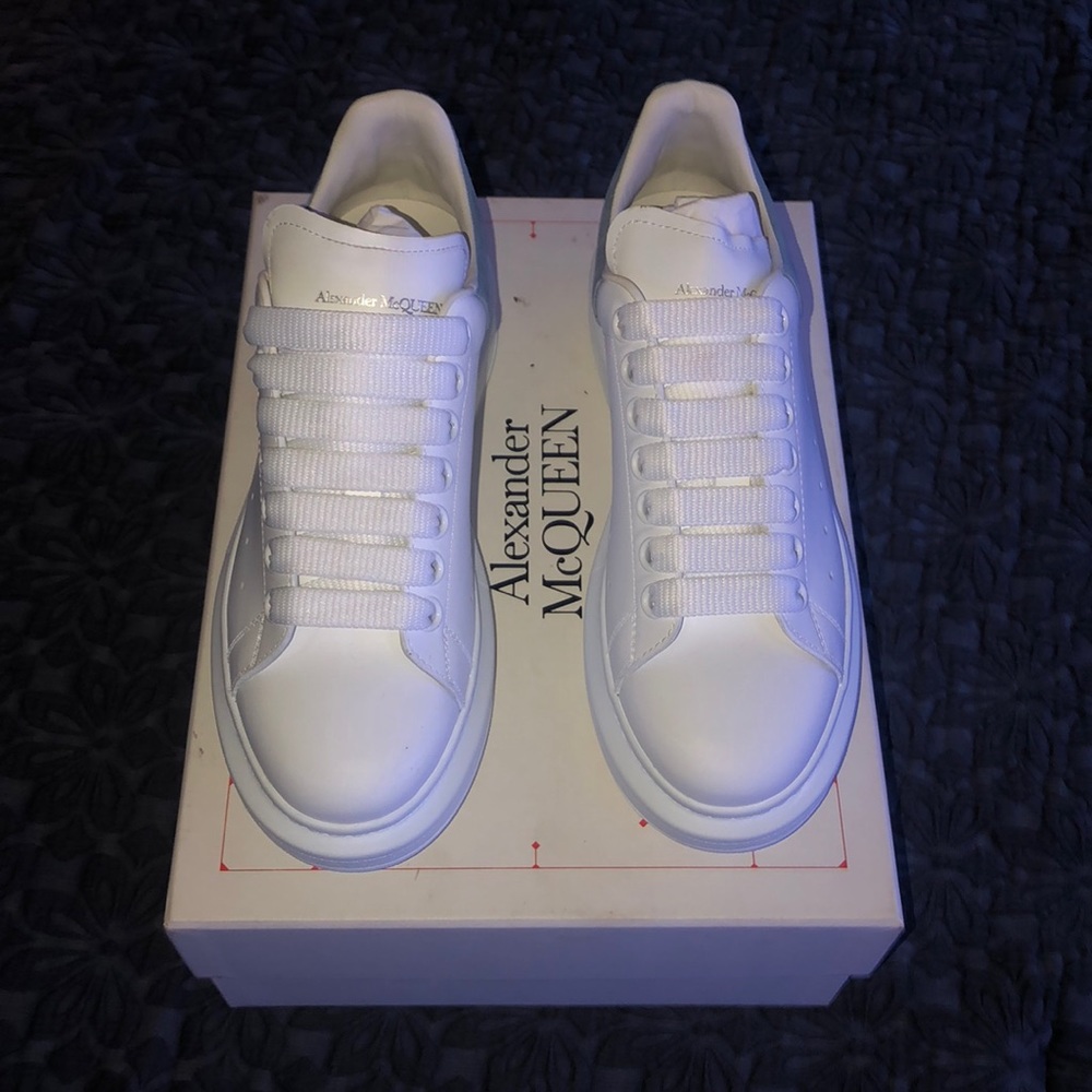 Woman’s Alexander McQueen Sneakers
